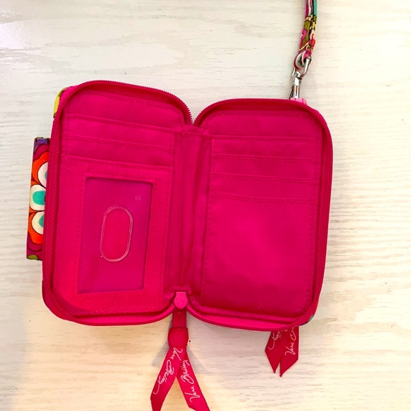 Vera Bradley Wallet, has wristlet - Picture 4 of 6